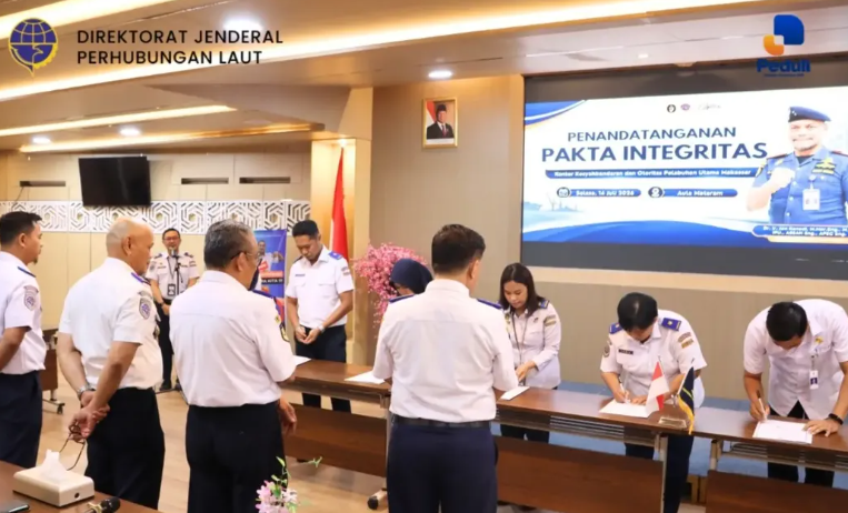 Satu Janji, Satu Komitmen: KSOP Utama Makassar Tegaskan Langkah Menuju Pelabuhan Bebas Korupsi dan Melayani!